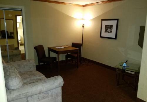 Hotel Best Western Branson Inn Next To Silver Dollar City