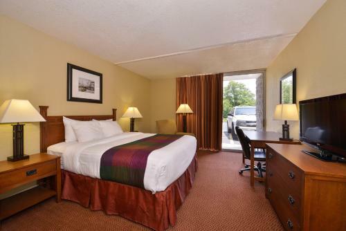 Hotel Best Western Branson Inn Next To Silver Dollar City
