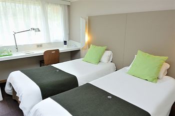 Hotel Campanile Saint-di�