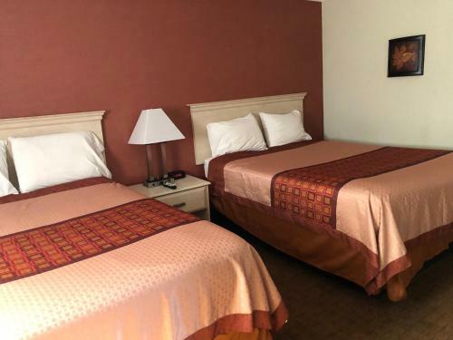 Hotel Wilbraham Inn
