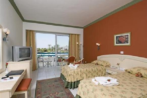 Hotel Dreams Vacation Resort