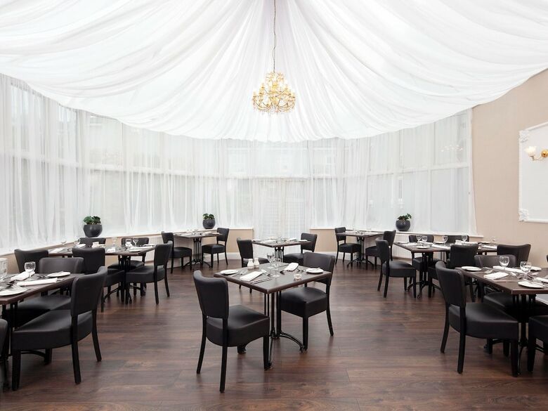 Hotel Elfordleigh