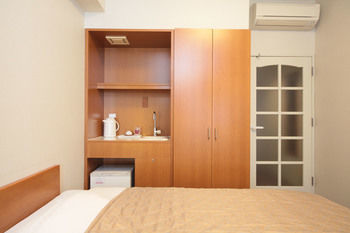 Kishibe Station Hotel
