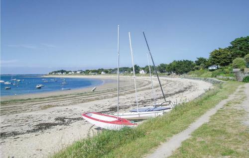 Holiday Home Route De Kerlagadec