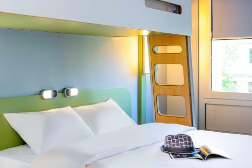 Hotel Ibis Budget Courbevoie Paris