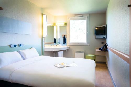 Hotel Ibis Budget Courbevoie Paris