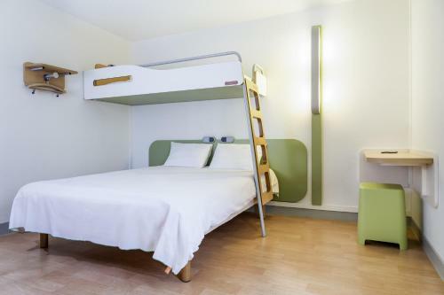 Hotel Ibis Budget Courbevoie Paris