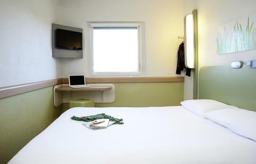 Hotel Ibis Budget Courbevoie Paris