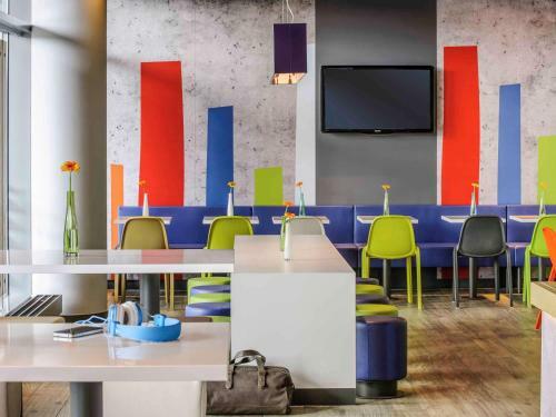 Hotel Ibis Budget Courbevoie Paris