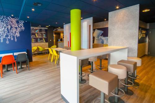 Hotel Ibis Budget Courbevoie Paris