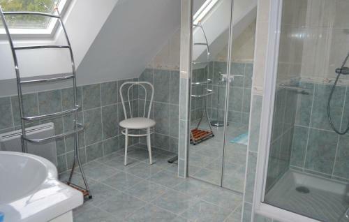 Holiday Home Guehenno Route De Chateauneuf