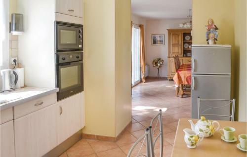 Holiday Home Guehenno Route De Chateauneuf