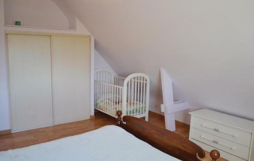 Holiday Home Guehenno Route De Chateauneuf