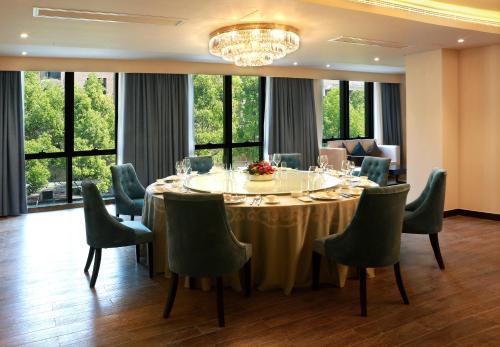 Benjoy Hotel (jinqiao Branch)