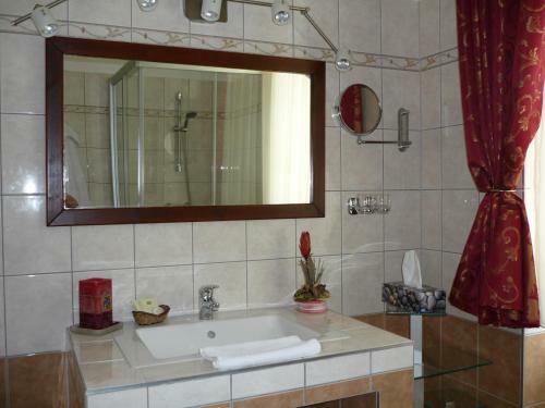 �reg Malom Hotel