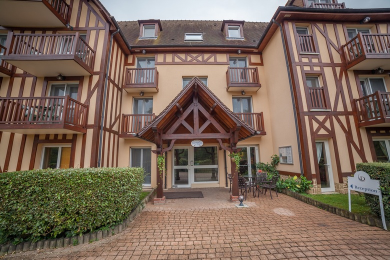 Le Manoir Des Deux Amants