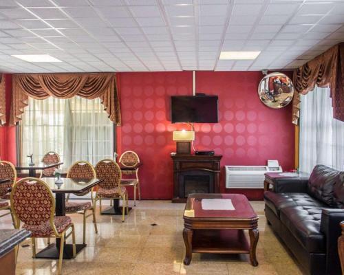 Hotel Rodeway Inn Huntington