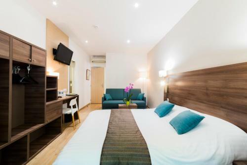 Hotel Logis Le Cours
