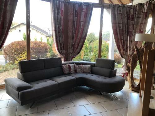 Le Chalet Du Pont Des F�es