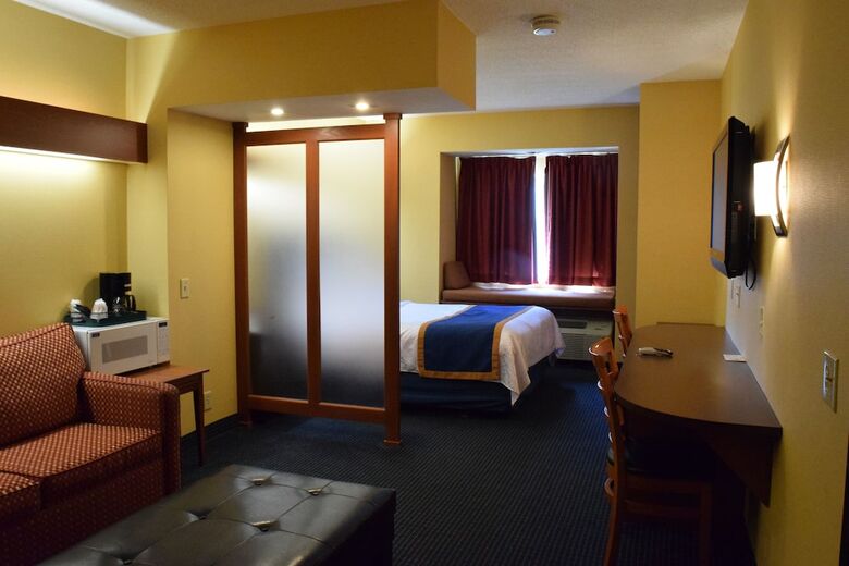 Hotel Inn At The Finger Lakes