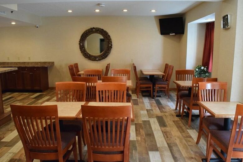 Hotel Inn At The Finger Lakes
