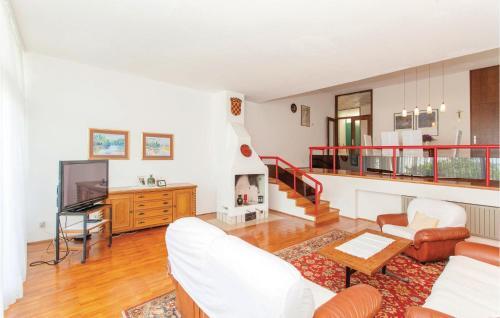 Holiday Home Strazbica VI