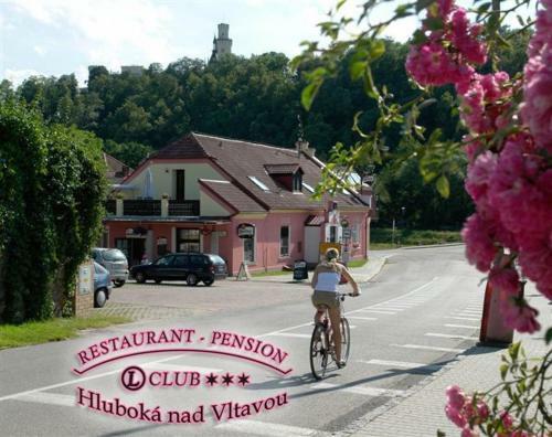 Hostal Restaurant Pension L-club