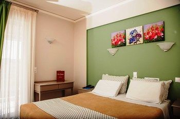 George Hotel