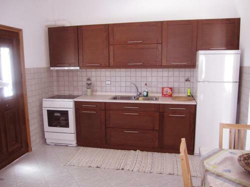 Ariston Apartments