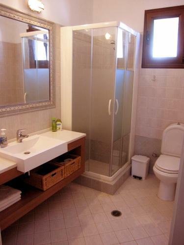 Ariston Apartments