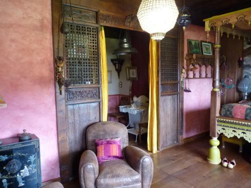 Bed & Breakfast Les Folies De La Serve