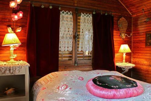 Bed & Breakfast Les Folies De La Serve