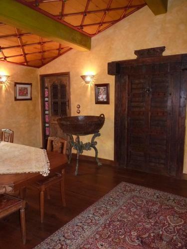 Bed & Breakfast Les Folies De La Serve
