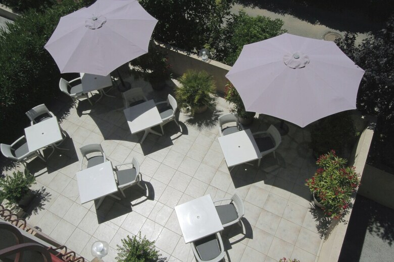 Hotel Le Petit Prince