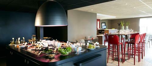 Hotel Campanile Troyes Sud - Buch�res