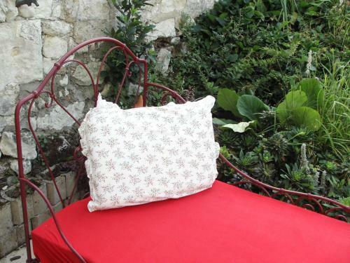 Bed & Breakfast La Tourelle Des Echelles