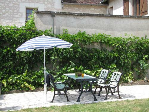 Bed & Breakfast La Tourelle Des Echelles