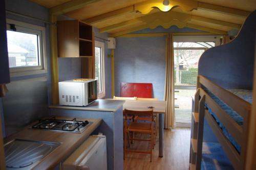 Camping Des Acacias