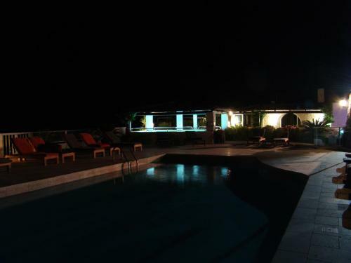 Hotel H�tel Pineto