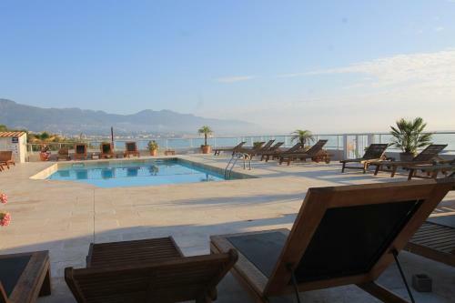 Hotel H�tel Pineto