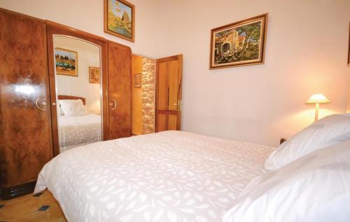 Holiday Home Chemin Des Pins
