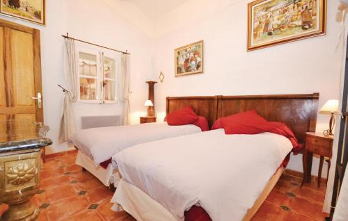 Holiday Home Chemin Des Pins