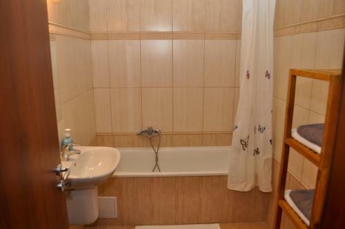 Tisza Palota Apartmanok