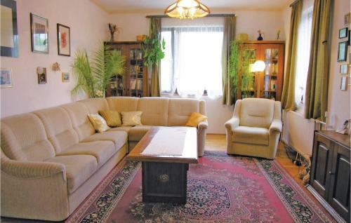 Holiday Home Ak�cfa Utca-zam�rdi