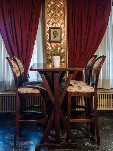Hotel Vienni