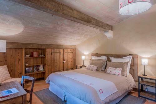 Hostal Domaine Du Roc