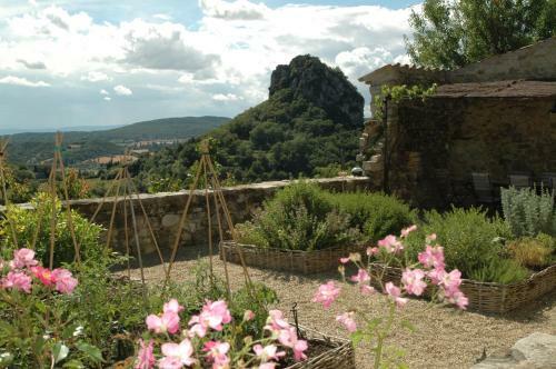 Hostal Domaine Du Roc