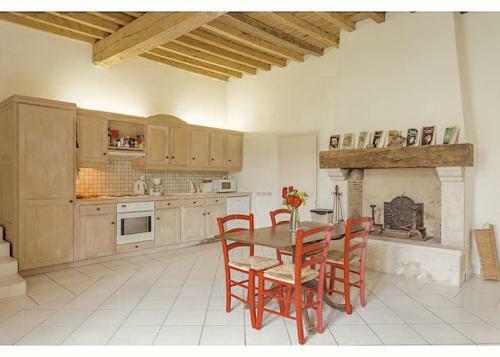 Bed & Breakfast Ch�teau De Mazeli�res