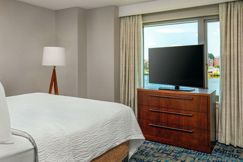 Hotel Residence Inn Boston Harbor On Tudor Wharf