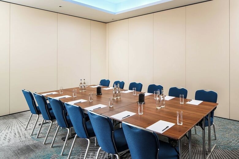 Hotel The Nottingham Belfry - Qhotels